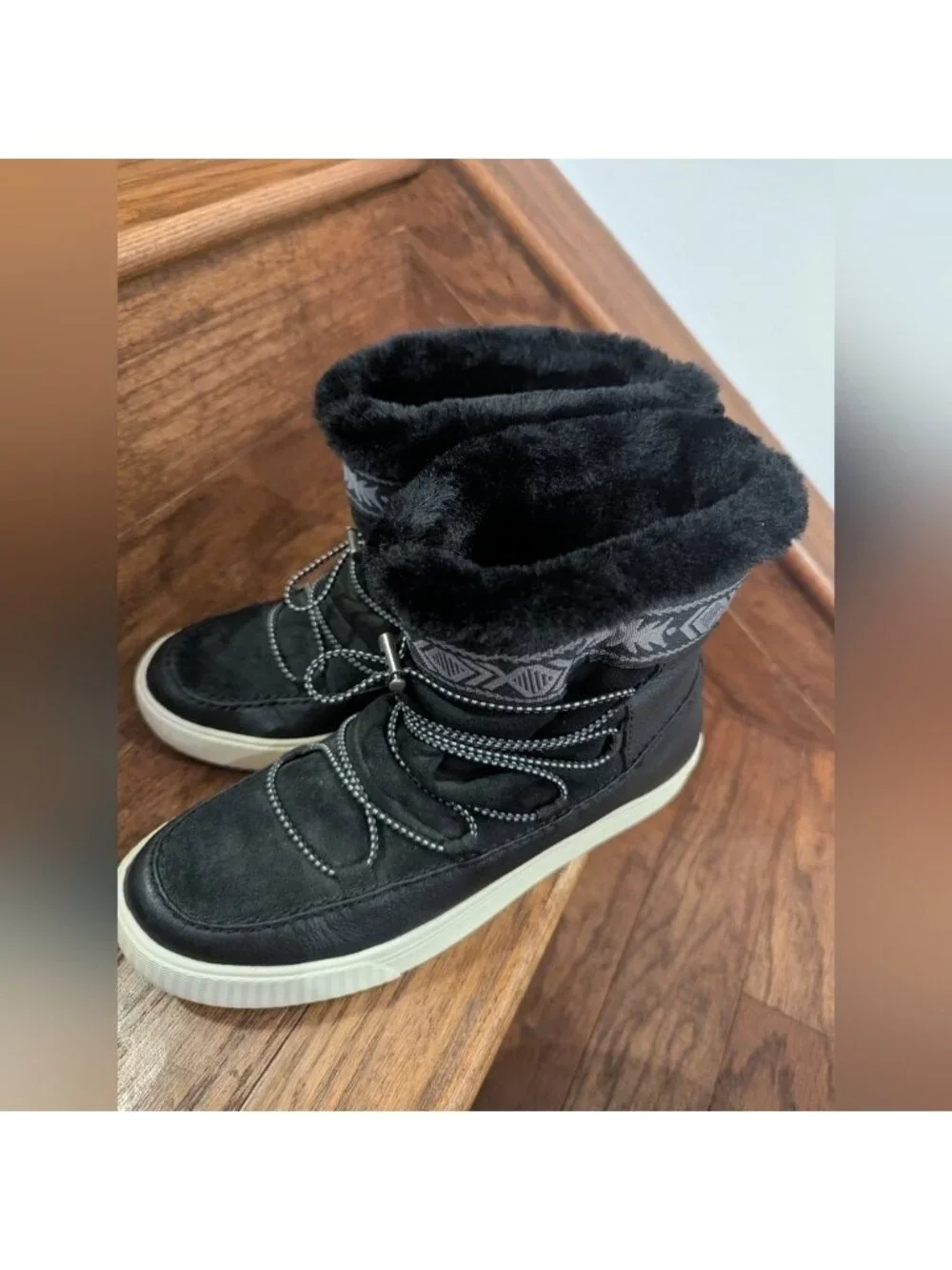TOMS Alpine Winter Boots In Black, womens Size 7